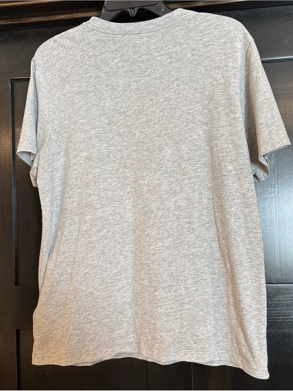 The North Face Women’s Size Large Gray Short Sleeve Shirt Bear Print - Picture 3 of 5